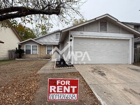 7135 Grassy Trail in San Antonio, TX - Building Photo