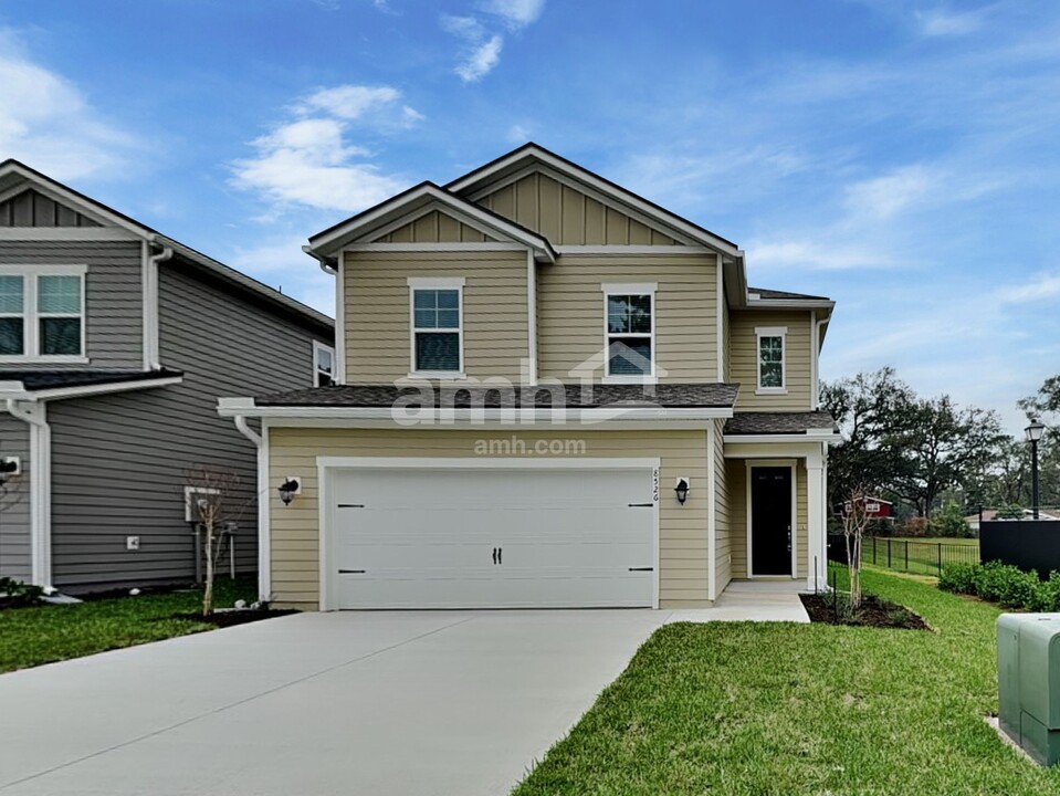 8526 Belfort Lndg Dr in Jacksonville, FL - Building Photo