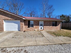 2486 E Clayton Dr in Terre Haute, IN - Building Photo