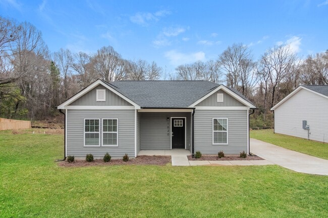 property at 1020 N Oakwood St