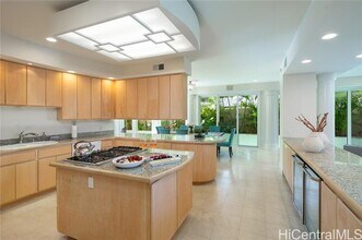 4343 Kahala Ave in Honolulu, HI - Building Photo - Building Photo