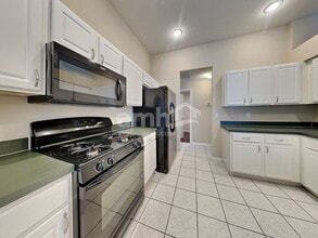 9423 Hunters Pond Dr in Tampa, FL - Building Photo - Building Photo