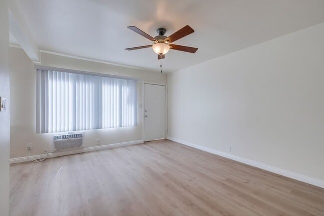 6309 8th Ave in Los Angeles, CA - Building Photo - Building Photo