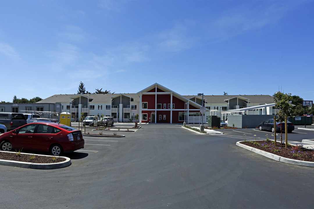 St. Stephens Senior Housing in Santa Cruz, CA - Building Photo