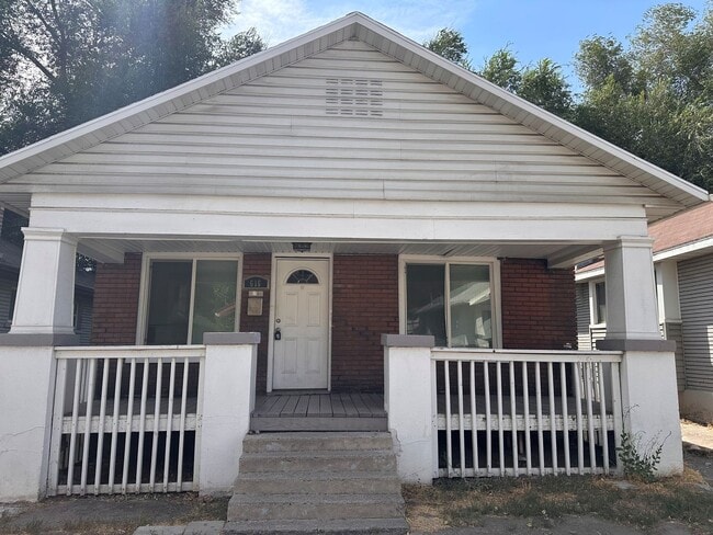 property at 616 Harmony Ct