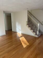 52 Collins St in Danvers, MA - Building Photo - Building Photo