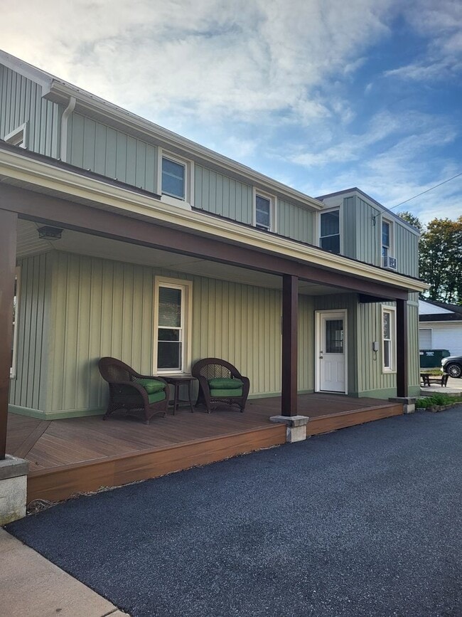 800 Main St in Akron, PA - Building Photo - Building Photo