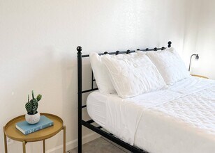 8503 E Leigh Dr, Unit 3 in Prescott Valley, AZ - Foto de edificio - Building Photo