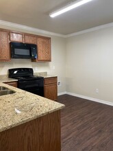 1318 Calle de Bronce-Unit -A in Temple, TX - Building Photo - Building Photo