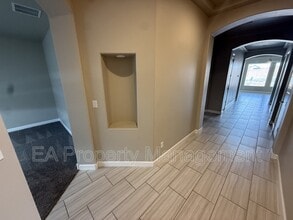 6913 Cleary Loop NE in Rio Rancho, NM - Building Photo - Building Photo