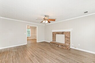 1551 Willow Creek Ct in Snellville, GA - Building Photo - Building Photo