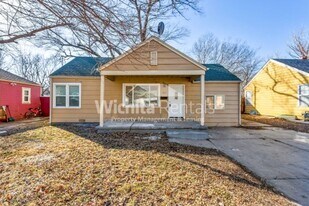 1819 N Litchfield St in Wichita, KS - Building Photo