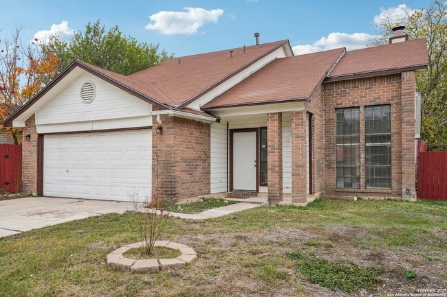 6222 Candleview Ct in San Antonio, TX - Building Photo - Building Photo