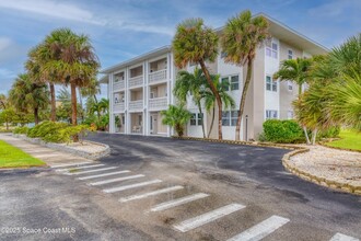 1273 Jimmy Buffett Mem Hwy, Unit 304 in Satellite Beach, FL - Foto de edificio - Building Photo