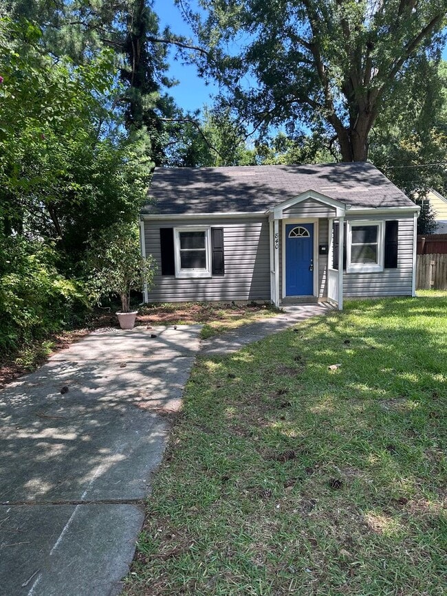 840 Alma Dr in Norfolk, VA - Building Photo - Building Photo