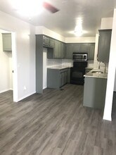 6017 Gaelic Glen Dr in Oklahoma City, OK - Building Photo - Building Photo