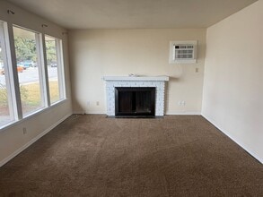 224 6th St NE in East Wenatchee, WA - Building Photo - Building Photo