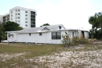 5404 Calle de la Siesta in Sarasota, FL - Building Photo - Building Photo