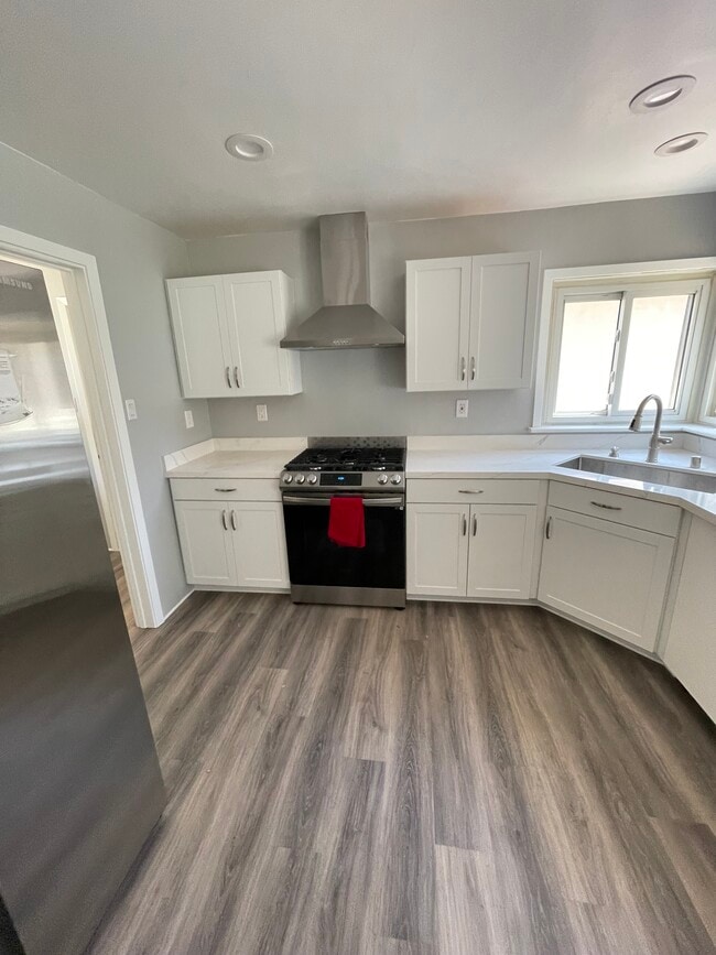 11001 Chula Vista Ave, Unit 4 in San Jose, CA - Building Photo - Building Photo