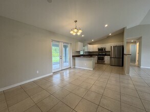 6221 Marcum St in Englewood, FL - Foto de edificio - Building Photo