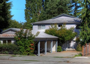 Crown Hill Fourplex in Seattle, WA - Building Photo - Building Photo