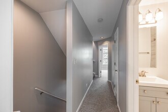 855 W Erie St in Chicago, IL - Foto de edificio - Building Photo