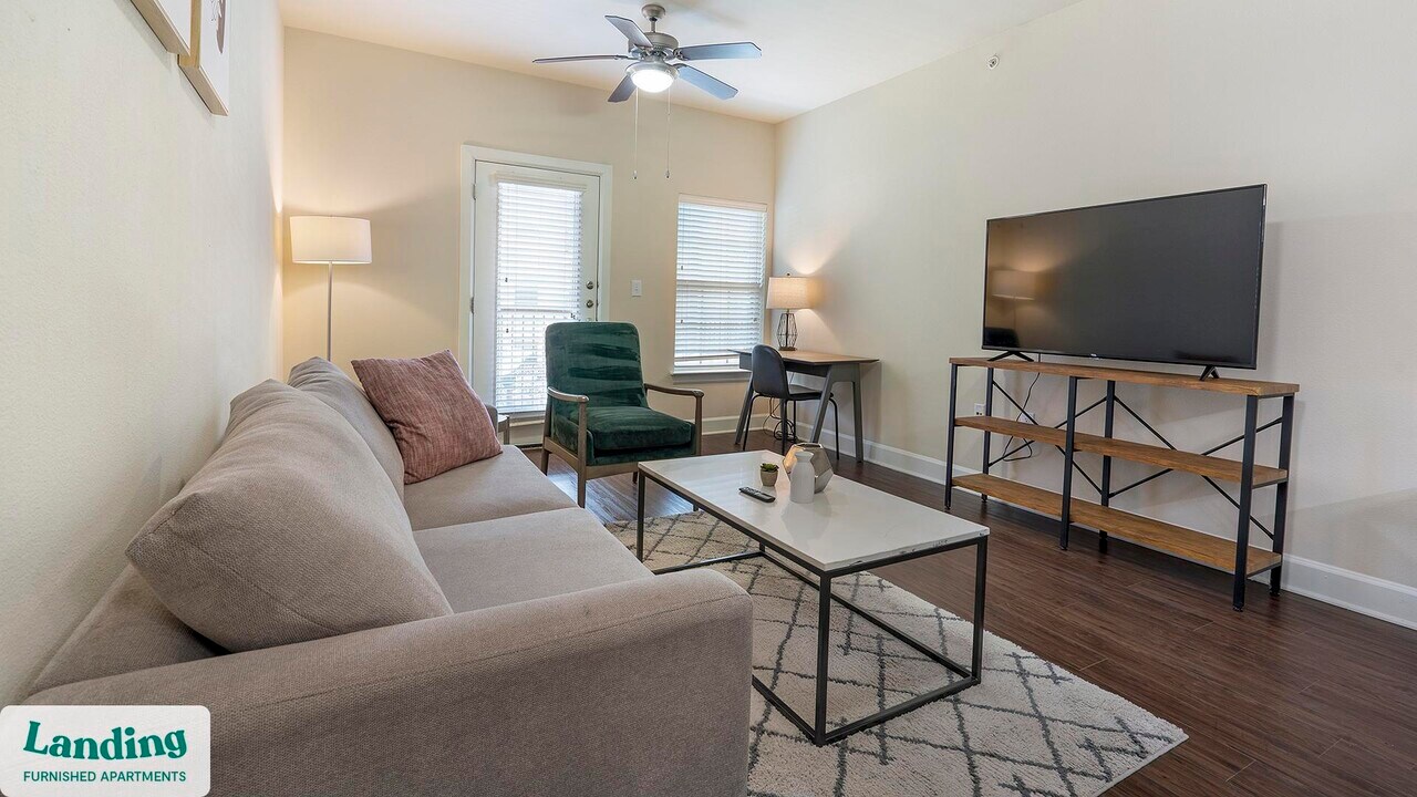 2745 Westpointe Dr in New Braunfels, TX - Foto de edificio