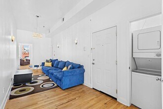 231 Grand St in Hoboken, NJ - Building Photo - Building Photo