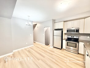 Modern 2-Bedroom Townhouse in Kitchener | 2 Parking Spots + Pet Friendly in Kitchener, ON - Building Photo - Building Photo