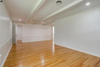 3932 W Spurgeon St in Fort Worth, TX - Building Photo - Building Photo