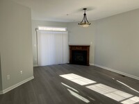 10334 Royal Woods Ct in Gaithersburg, MD - Building Photo - Building Photo