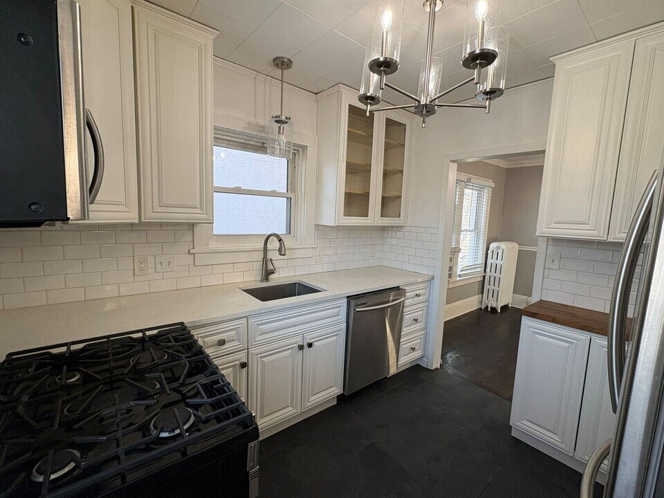 1434 Asbury St N in St. Paul, MN - Building Photo