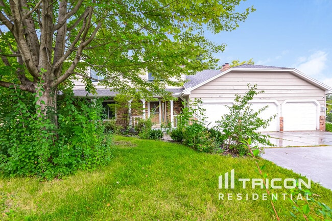 property at 4845 Orleans Ln N