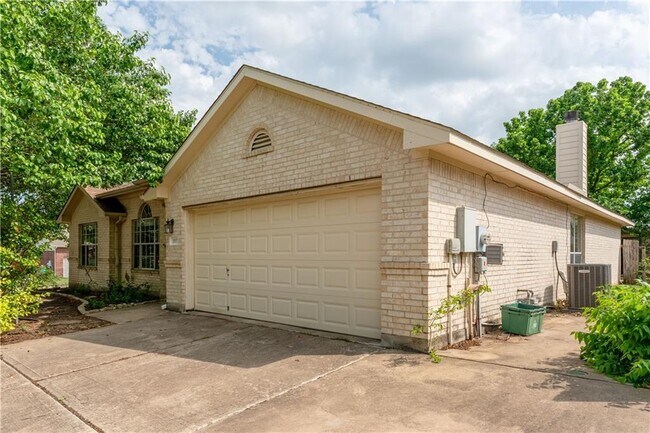 1517 Hollyhock Ct in Pflugerville, TX - Building Photo - Building Photo