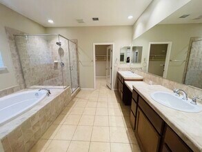 6812 Kenton Pl in Corona, CA - Building Photo - Building Photo