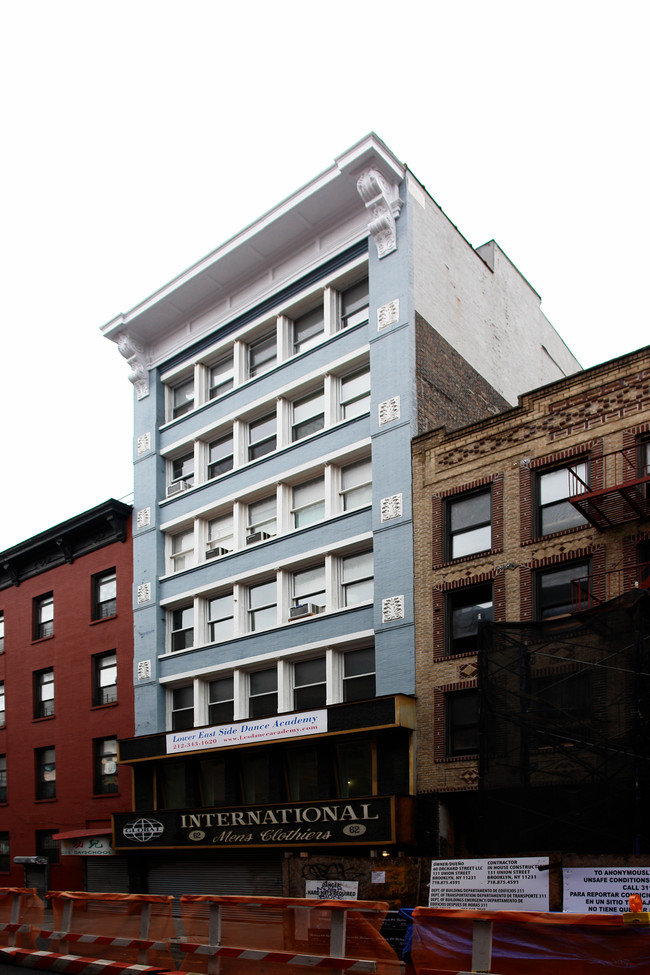 62 Orchard St in New York, NY - Foto de edificio - Building Photo