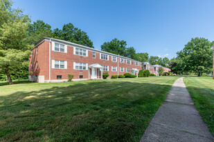 Folly Brook Apartments