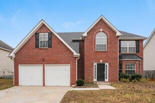 1452 Shelnut Ct in Hampton, GA - Building Photo