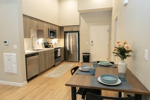 Stateside in San Diego, CA - Building Photo