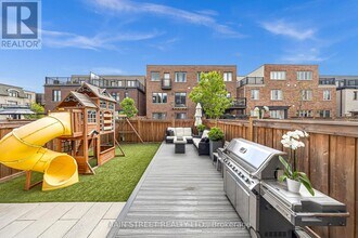 6 Vaudeville Dr in Toronto, ON - Building Photo - Building Photo