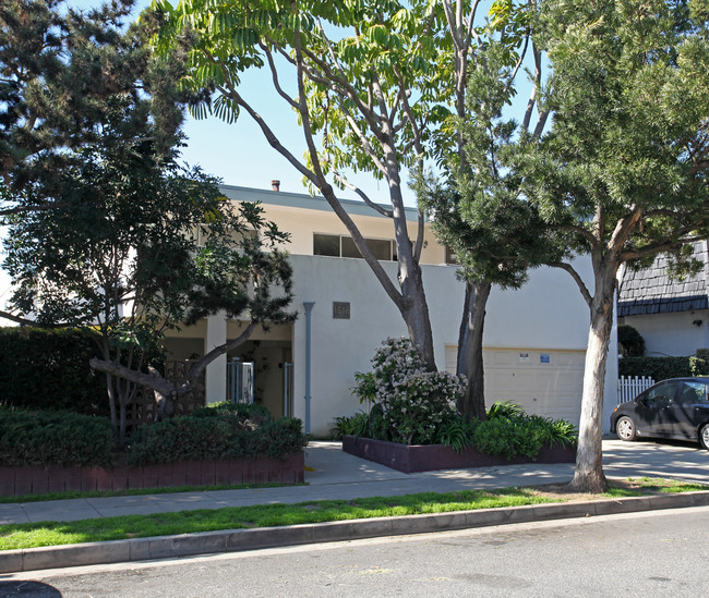 1518 Harvard St in Santa Monica, CA - Building Photo - Building Photo