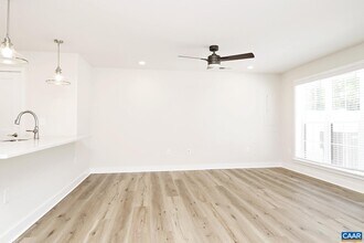 956 Belvedere Way in Charlottesville, VA - Building Photo - Building Photo