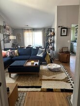 7439 Woodman Ave in Van Nuys, CA - Building Photo - Building Photo