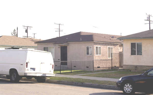 5258-5262 Via San Delarro St in Los Angeles, CA - Foto de edificio