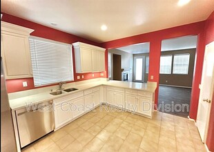 18468 Hillview Ln in Lake Elsinore, CA - Building Photo - Building Photo