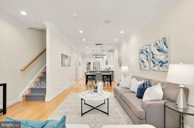 1028 D St NE in Washington, DC - Building Photo - Building Photo