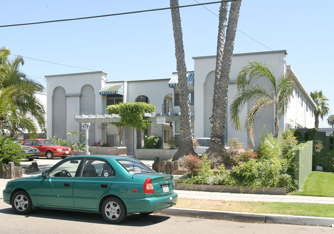 Pacific Point in Imperial Beach, CA - Building Photo - Building Photo