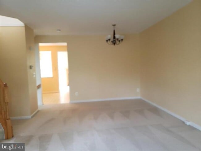 13659 St Johns Wood Pl in Herndon, VA - Building Photo - Building Photo