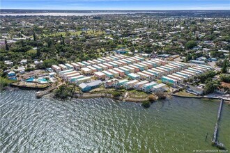 2506 Heron Way in Jensen Beach, FL - Building Photo - Building Photo