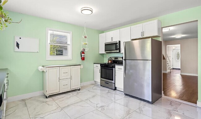 109 S Main St in Toms River, NJ - Building Photo - Building Photo